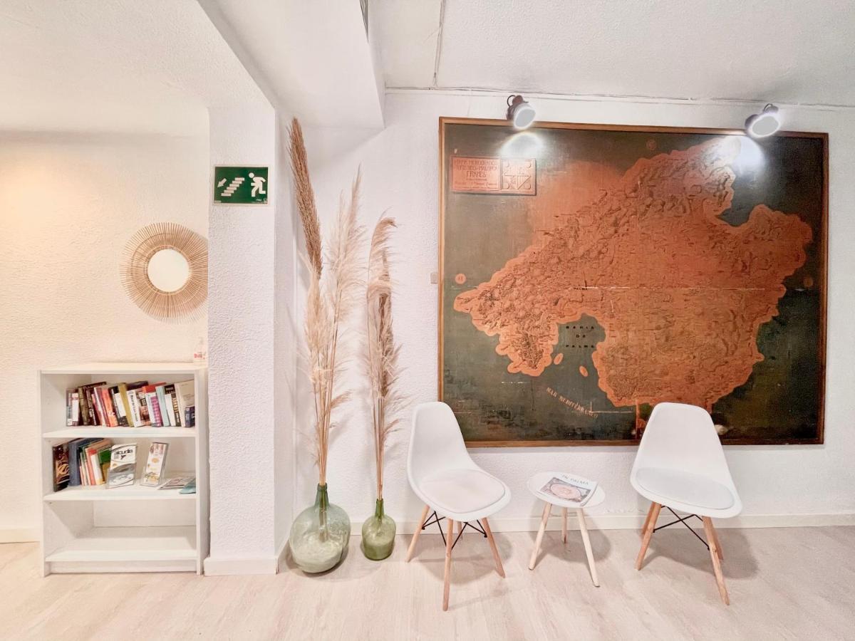 Hostal Vista Alegre 알쿠디아 항구 외부 사진